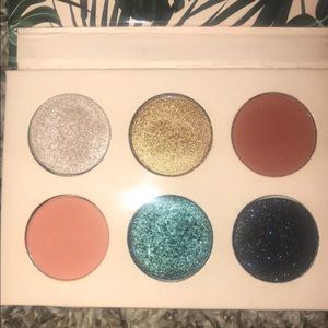 Dose of Colors x iluvsarahii eyeshadow palette